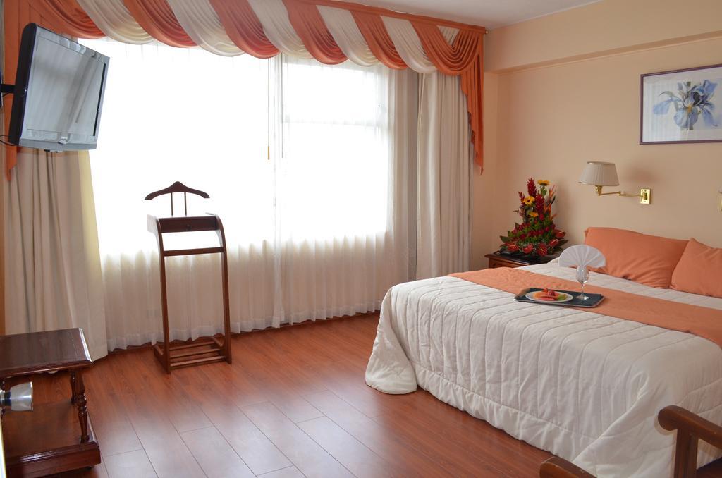 קיטו Hotel Tambo Real חדר תמונה
