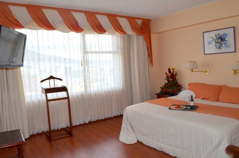 קיטו Hotel Tambo Real מראה חיצוני תמונה