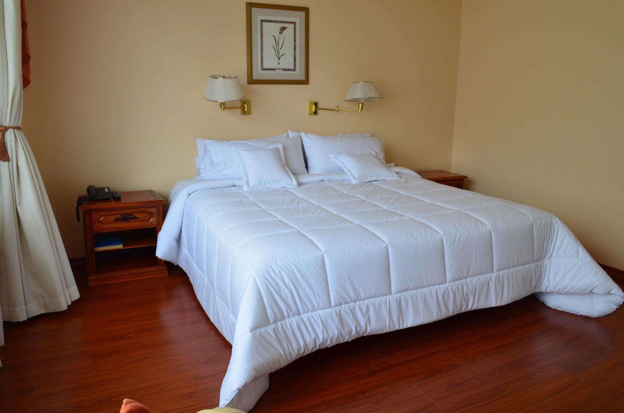 קיטו Hotel Tambo Real מראה חיצוני תמונה